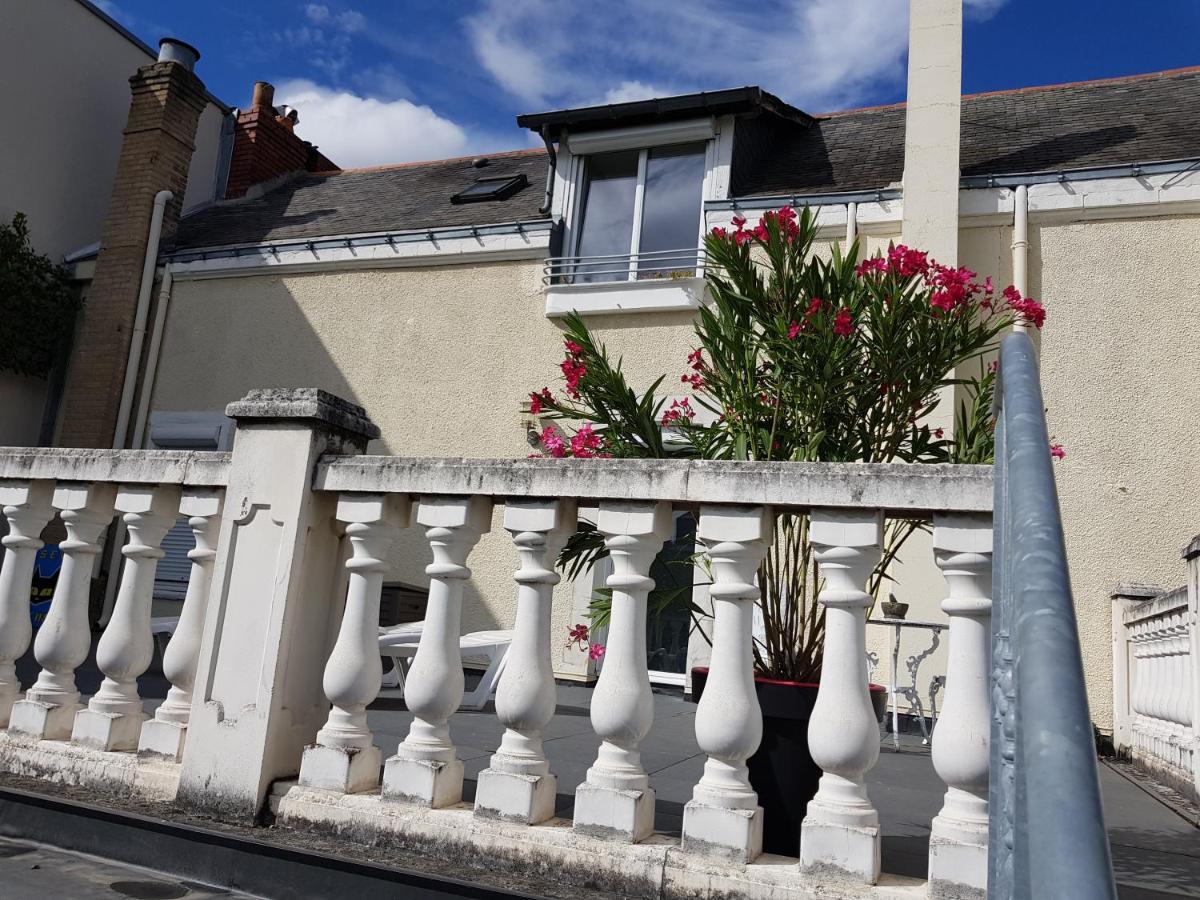 Ferienwohnung 72M² Avec Terrasse Dans Demeure Angevine De 2 Etages Angers Exterior foto